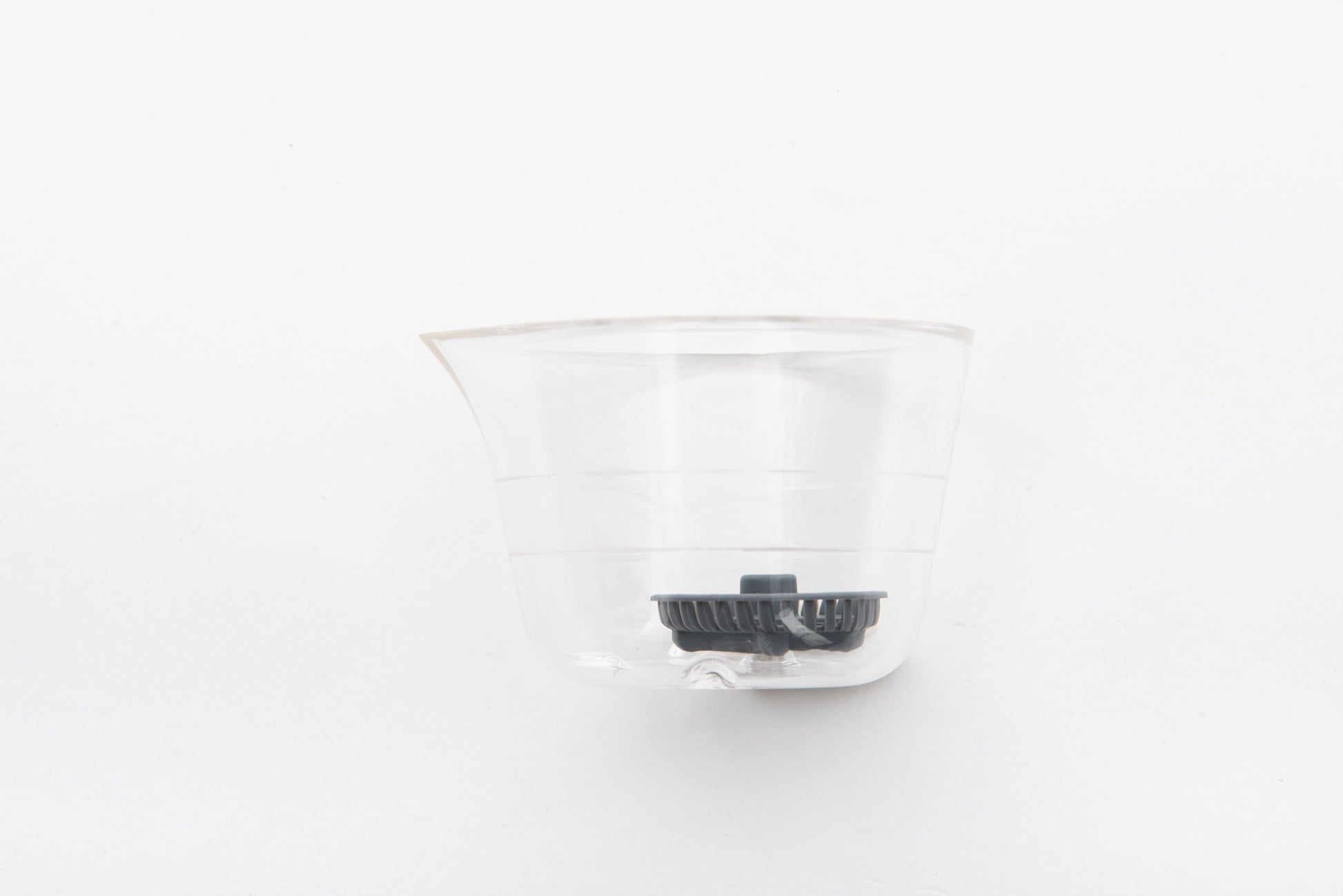 Whisking_Cup_Side__Pro